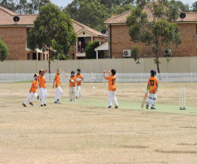 Under 10 2019, Hoxton Park Gallery