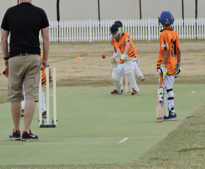 Under 10 2019, Hoxton Park Gallery